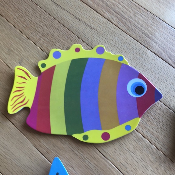 LOT 4 Fish Sailboat colorful small plates indoor outdoor beach nautical ocean - Picture 2 of 9